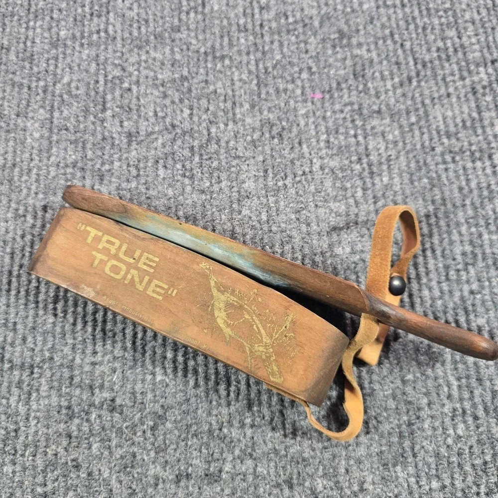 Vintage Roger Latham True Tone Turkey Box Call Walnut Wood Leather Strap Hunting